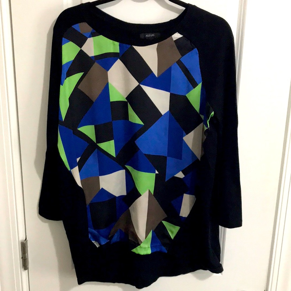 Geometric Patterned Top with Black Sleeves